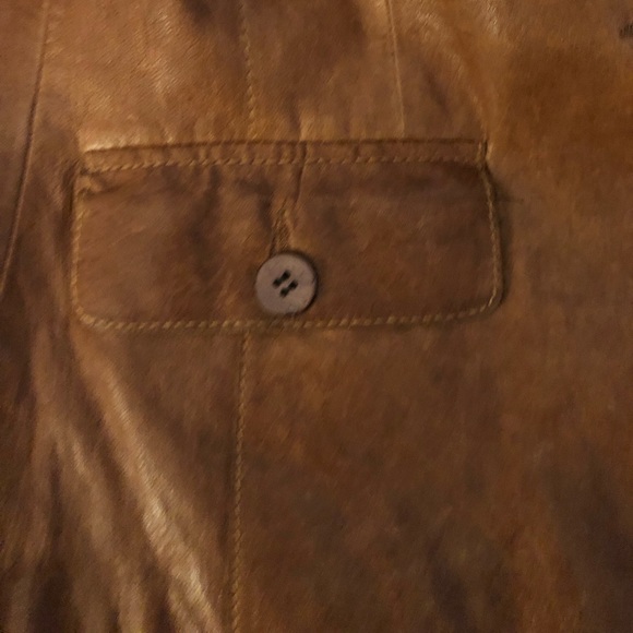 Danier Canada - distressed Italian leather jacket - Picture 3 of 9